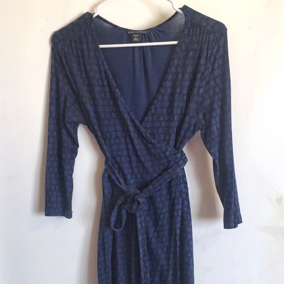 Banana Republic Dresses & Skirts - Banana Republic Wrap Dress